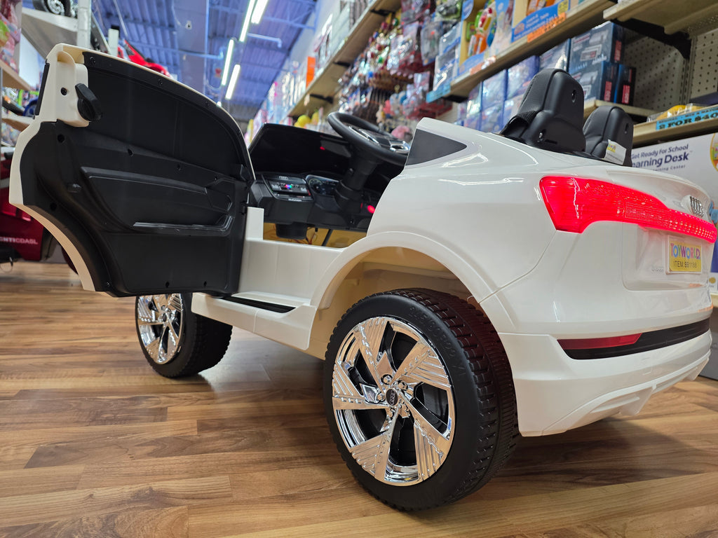 Audi RS E-Tron Ride On * Age 2-7